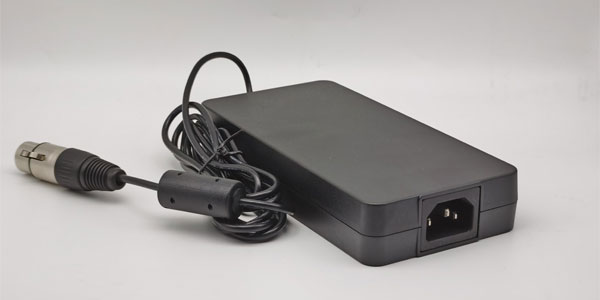 Adaptador de energia: chave para resolver problemas de carregamento